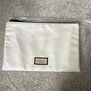 Gucci Beauty Shimmering Silver Pouch